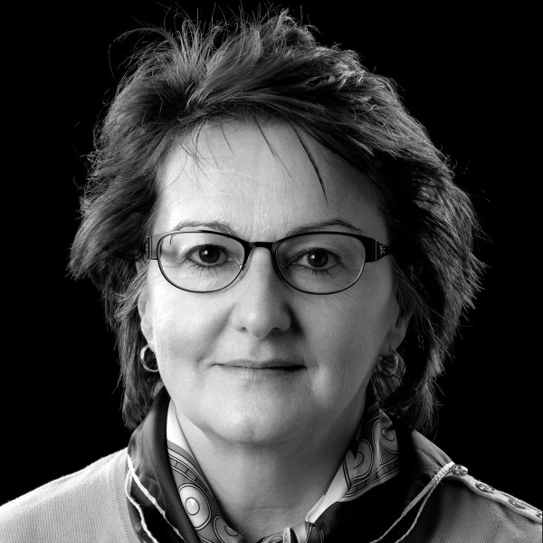 Brigitte NicosiaLeiterin Verwaltung